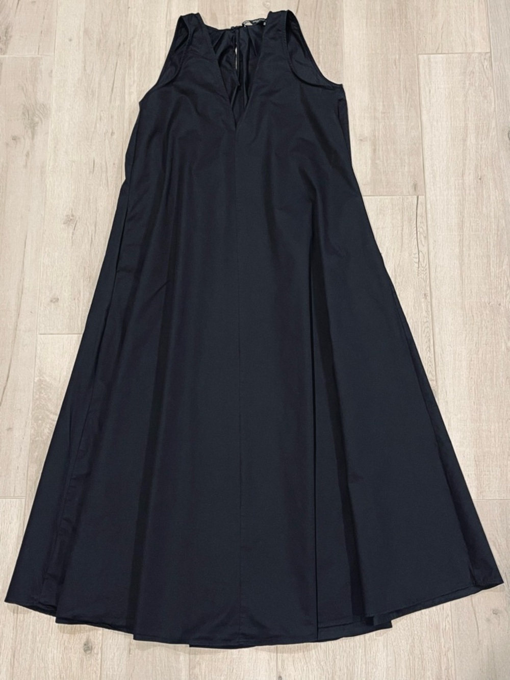 ZARA Black A-Line Midi Dress XS Sleeveless Flowy Minimalist Classic